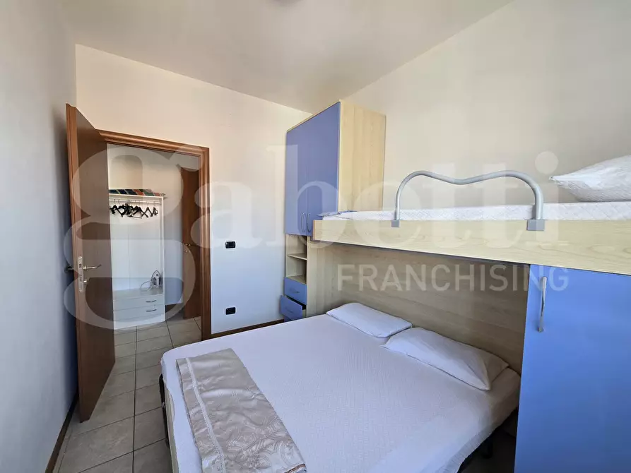 Immagine 10 di Appartamento in vendita  in Via Edmondo de Amicis, 14-16 a Tortoreto