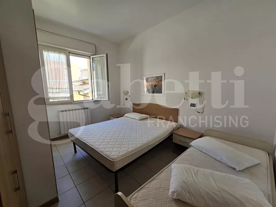 Immagine 3 di Appartamento in vendita  in Via Edmondo de Amicis, 14-16 a Tortoreto