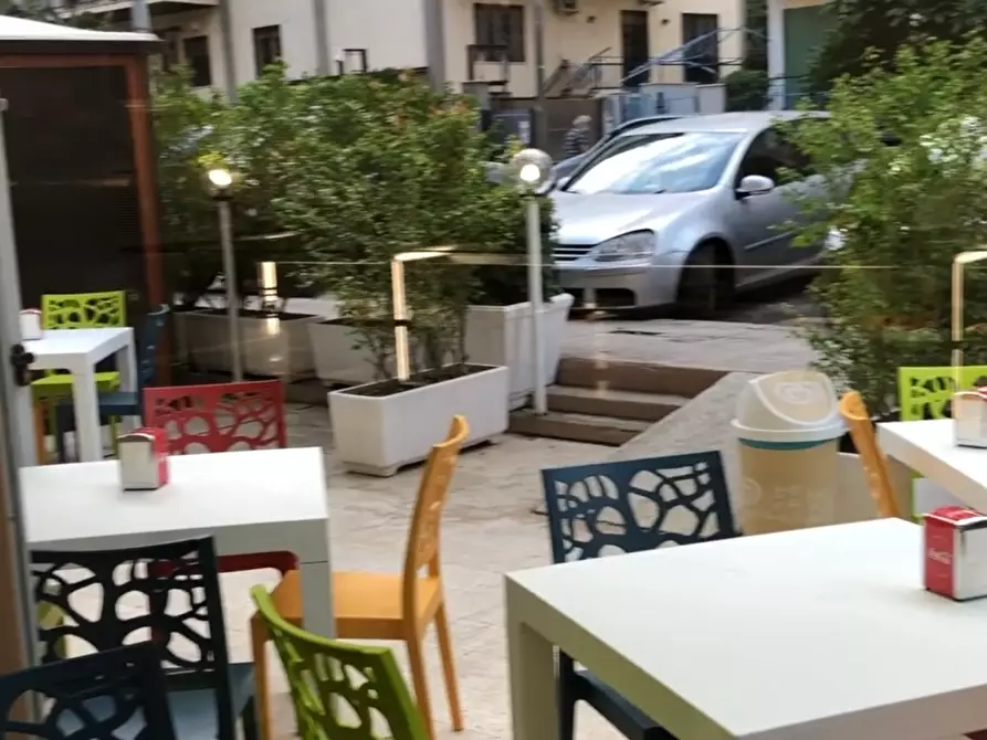 Immagine 7 di Negozio in vendita  in Via Telesino, 89/91 a Palermo