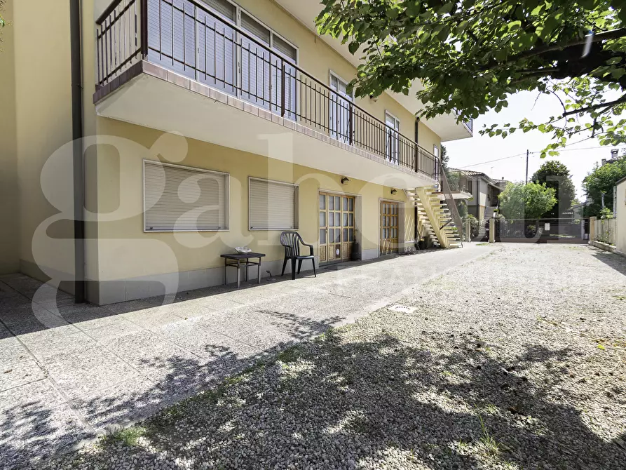 Immagine 2 di Casa bifamiliare in vendita  in Via Parini, 11 a Mogliano Veneto