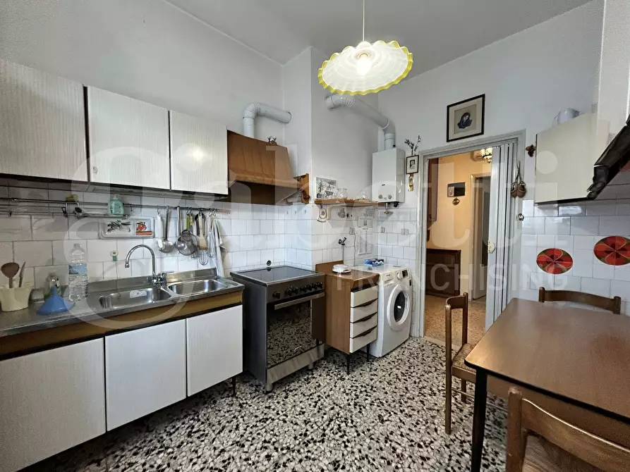Immagine 8 di Appartamento in vendita  in Via Lodovico Frati a Bologna