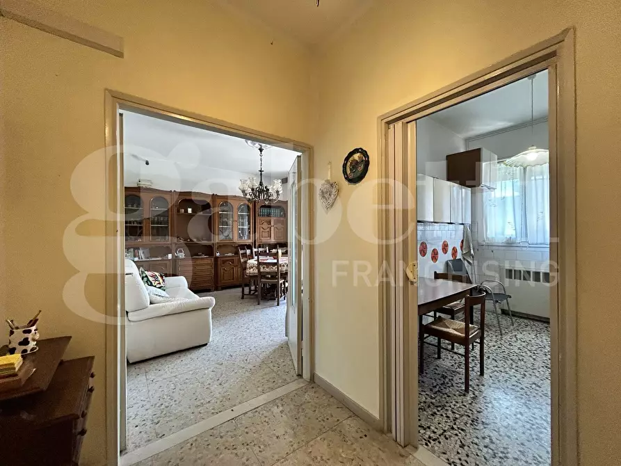 Immagine 7 di Appartamento in vendita  in Via Lodovico Frati a Bologna
