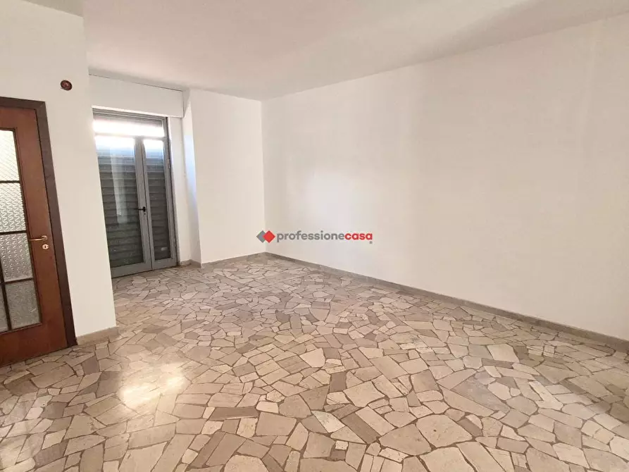 Immagine 6 di Negozio in affitto  in Via Benedetto Croce, 85 a Foggia