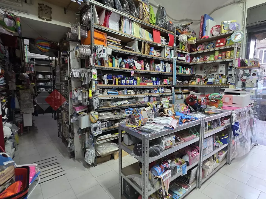 Immagine 8 di Attività commerciale in vendita  in Via Bernardino Martirano, 2/A/b a Napoli