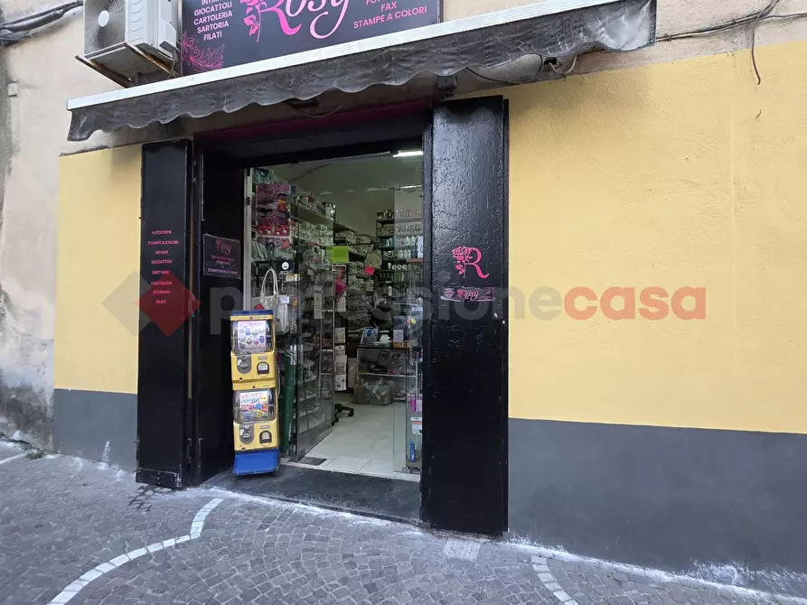 Immagine 2 di Attività commerciale in vendita  in Via Bernardino Martirano, 2/A/b a Napoli
