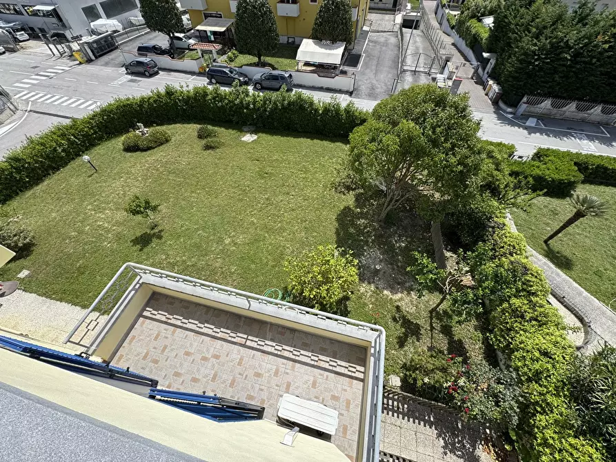 Immagine 13 di Appartamento in vendita  in Via del lavoro, 1 a Sirolo