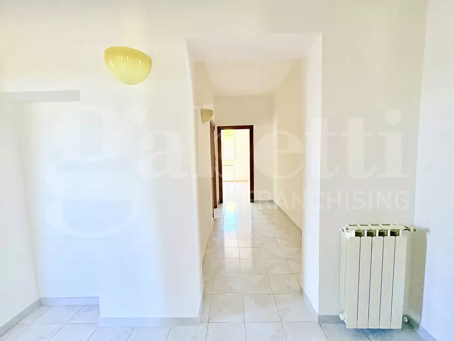 Immagine 23 di Villa in affitto  in Via Latina, 27 a Colleferro
