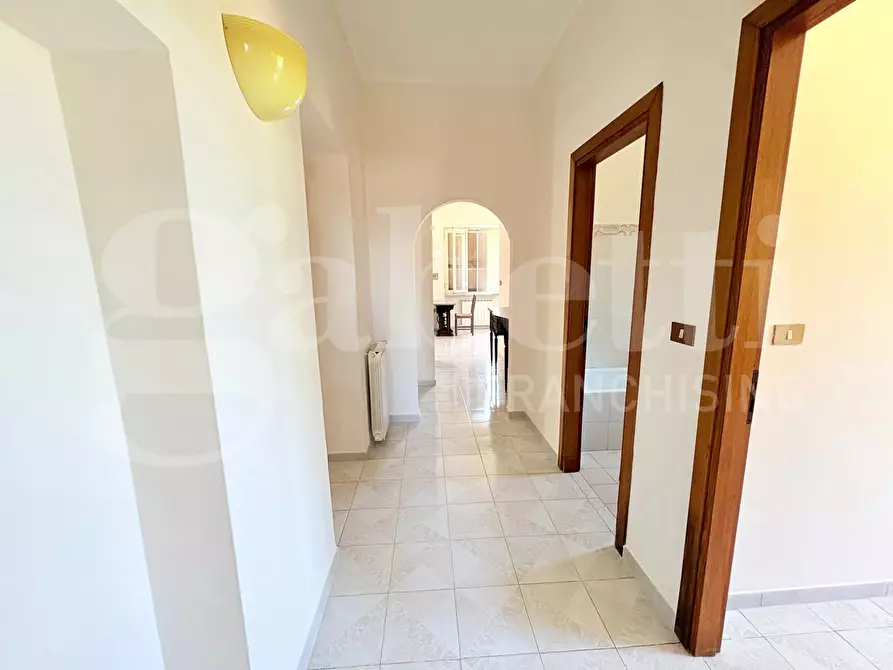 Immagine 30 di Villa in affitto  in Via Latina, 27 a Colleferro