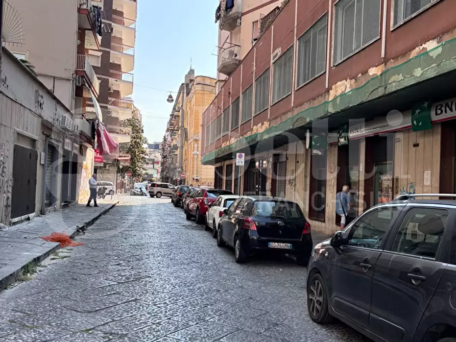 Immagine 1 di Appartamento in vendita  in Via Pietro Giannone a Napoli
