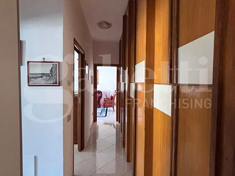 Immagine 22 di Appartamento in vendita  in Via Pietro Giannone a Napoli