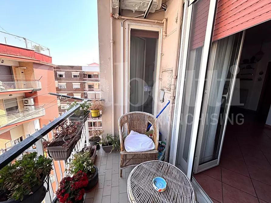 Immagine 13 di Appartamento in vendita  in Via Pietro Giannone a Napoli