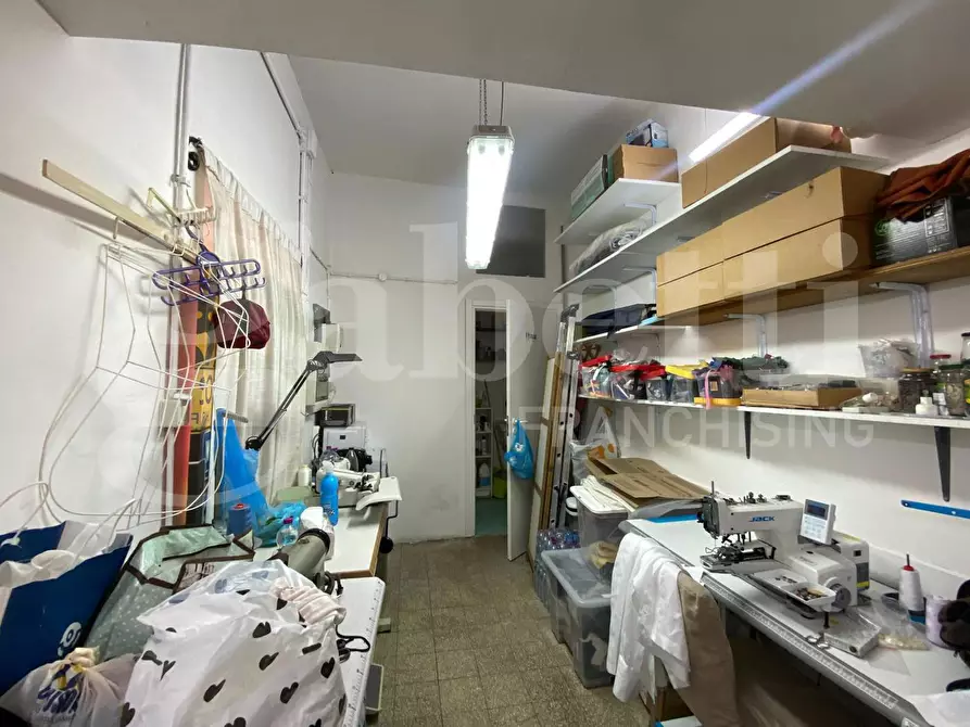 Immagine 11 di Negozio in vendita  in Via del Forte Boccea, 107-107A a Roma