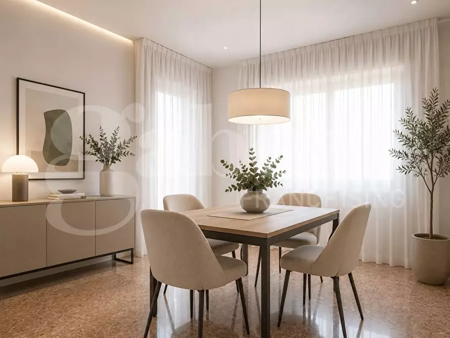 Immagine 5 di Appartamento in vendita  in Via SOTTOMARINA - VIALE VENETO, 12 a Chioggia