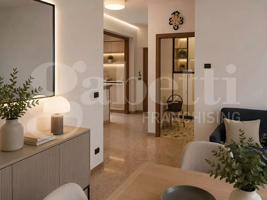 Immagine 10 di Appartamento in vendita  in Via SOTTOMARINA - VIALE VENETO, 12 a Chioggia