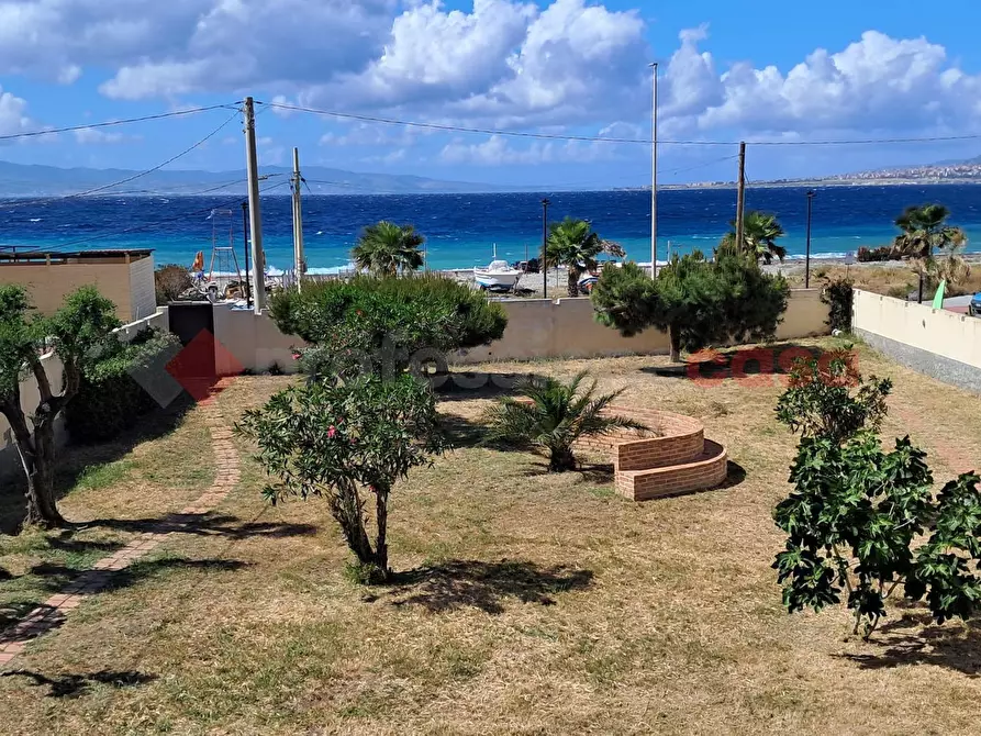 Immagine 12 di Villa in vendita  in Via Fiumarella, snc a Reggio Di Calabria