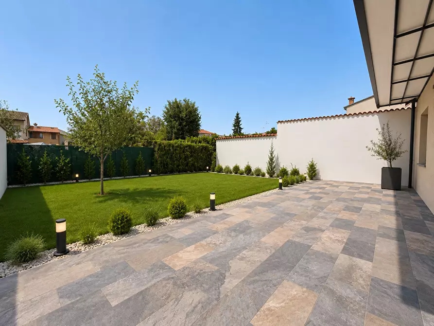 Immagine 5 di Appartamento in vendita  in Via Maglio, 16 a Castelcovati