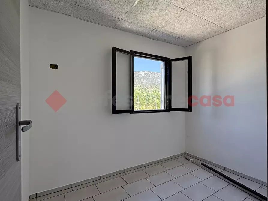 Immagine 18 di Casa indipendente in vendita  in Strada LUNGOCANALE, 1 a Terracina