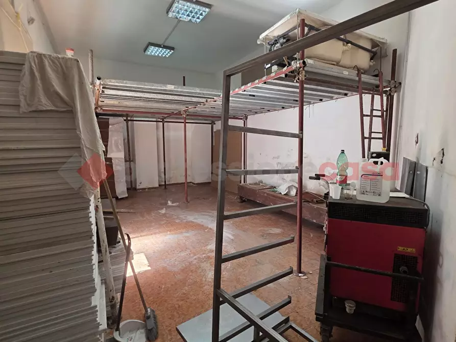 Immagine 21 di Ufficio in vendita  in Via Ferrante Imparato, 33 a Napoli