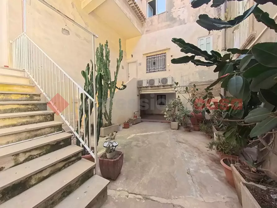 Immagine 2 di Appartamento in vendita  in Via del collegio, 13 a Siracusa