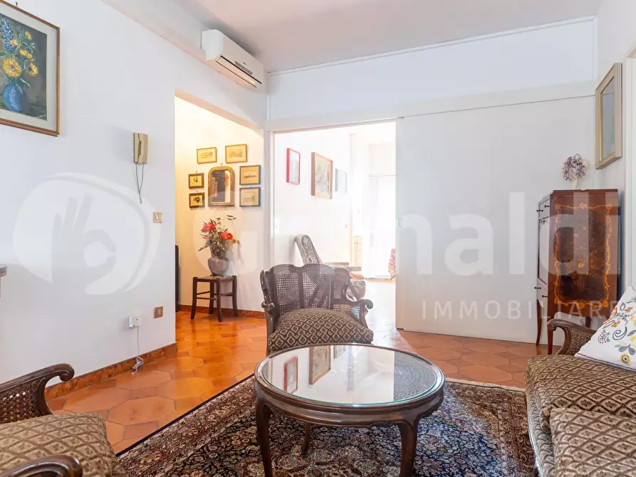 Immagine 6 di Appartamento in vendita  in Via Orio Vergani a Roma