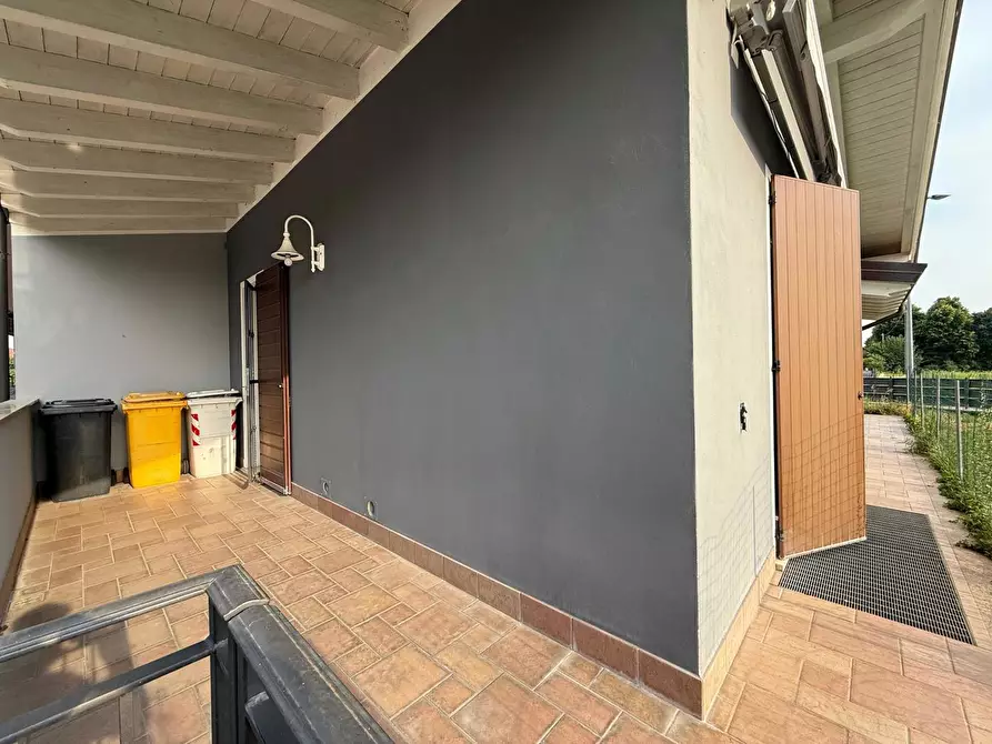 Immagine 6 di Villa in vendita  in Via C.A. DALLA CHIESA, 45 a Trenzano