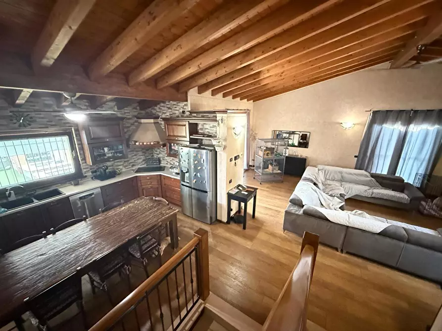 Immagine 16 di Villa in vendita  in Via C.A. DALLA CHIESA, 45 a Trenzano