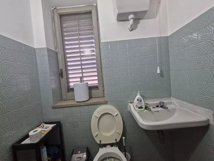 Immagine 13 di Ufficio in affitto  in Corso Tukory, 240 a Palermo