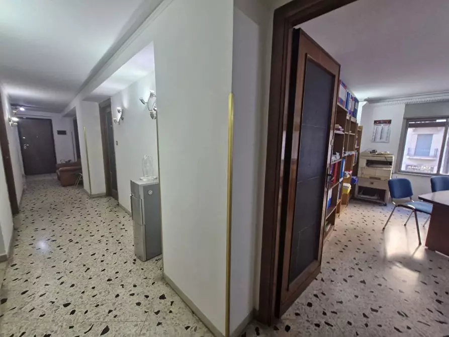 Immagine 8 di Ufficio in affitto  in Corso Tukory, 240 a Palermo
