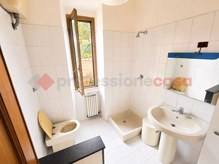 Immagine 16 di Appartamento in vendita  in Via Andrea Verga, 34 a Roma