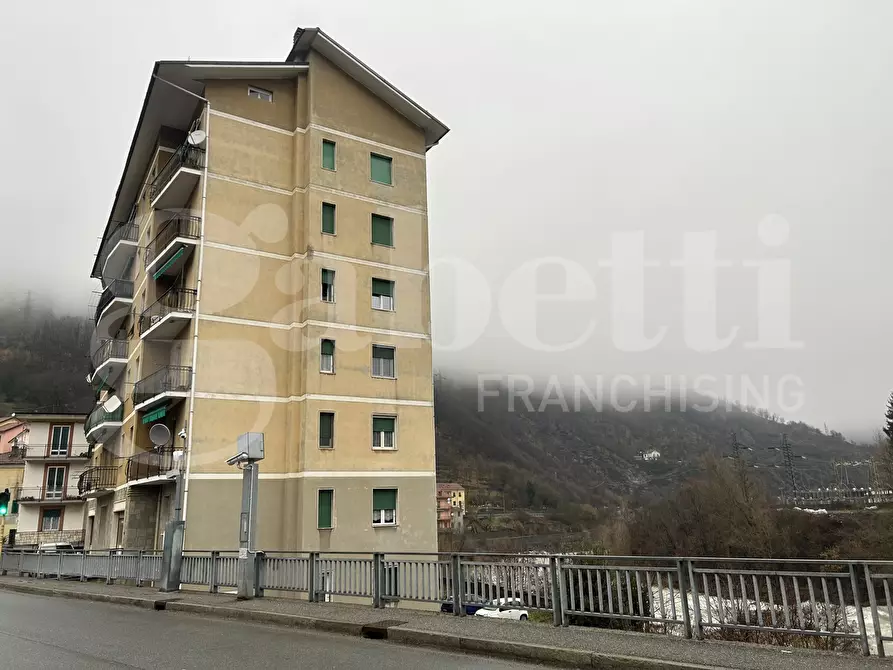 Immagine 4 di Appartamento in vendita  in Via Roma, 140 a Ronco Scrivia