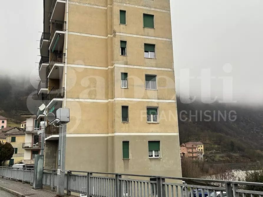 Immagine 3 di Appartamento in vendita  in Via Roma, 140 a Ronco Scrivia
