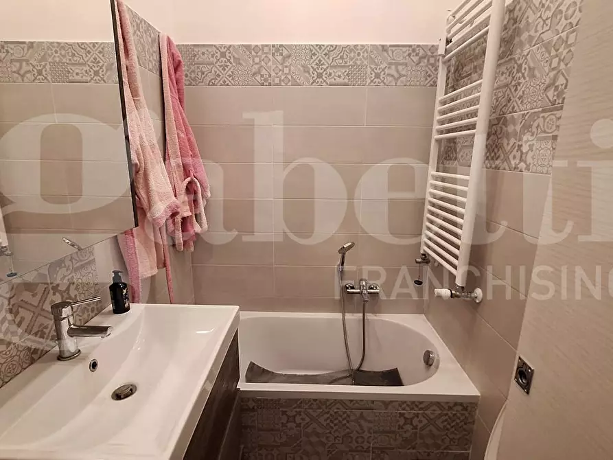 Immagine 11 di Appartamento in vendita  in Via sant'eframo vecchio a Napoli
