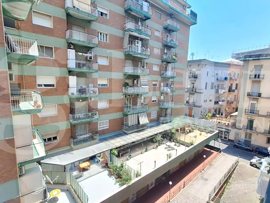 Immagine 15 di Appartamento in vendita  in Via sant'eframo vecchio a Napoli
