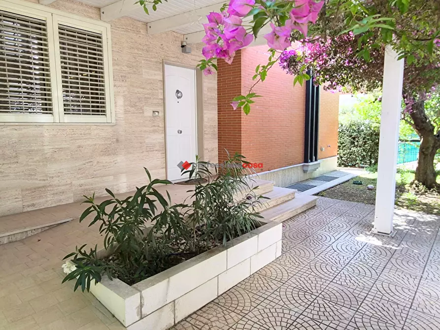 Immagine 3 di Villa in vendita  in Via Stefano Morellina, 1 a Foggia
