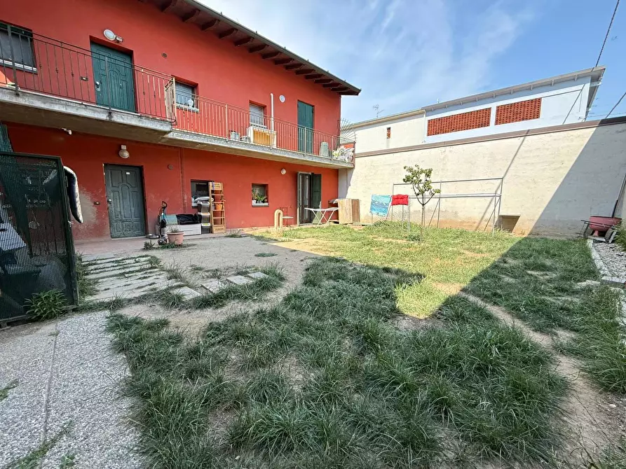 Immagine 2 di Appartamento in vendita  in Via Pordenone Pittore, 4/a a Dello