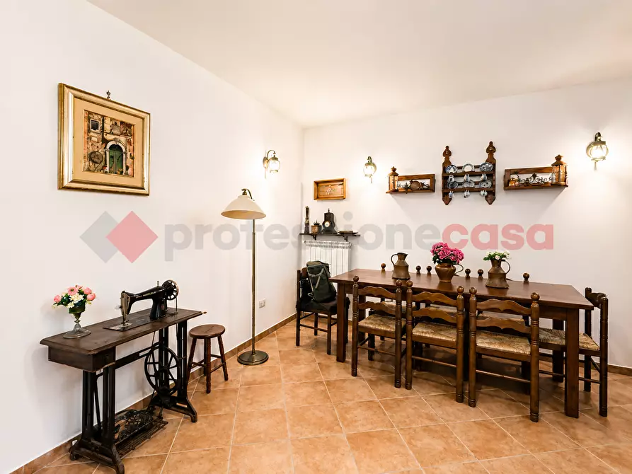 Immagine 4 di Terratetto in vendita  in Via Vittorio emanuele, 81 a Vico Nel Lazio