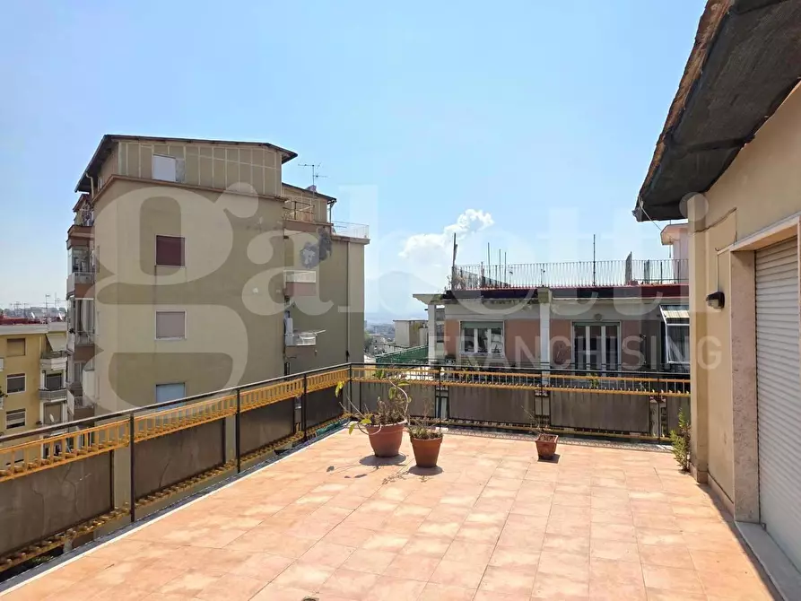 Immagine 4 di Appartamento in vendita  in Via Prolungamento Carlo de Marco a Napoli