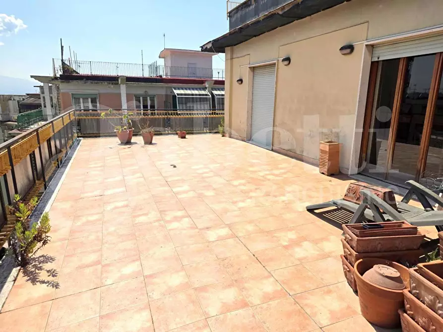 Immagine 3 di Appartamento in vendita  in Via Prolungamento Carlo de Marco a Napoli
