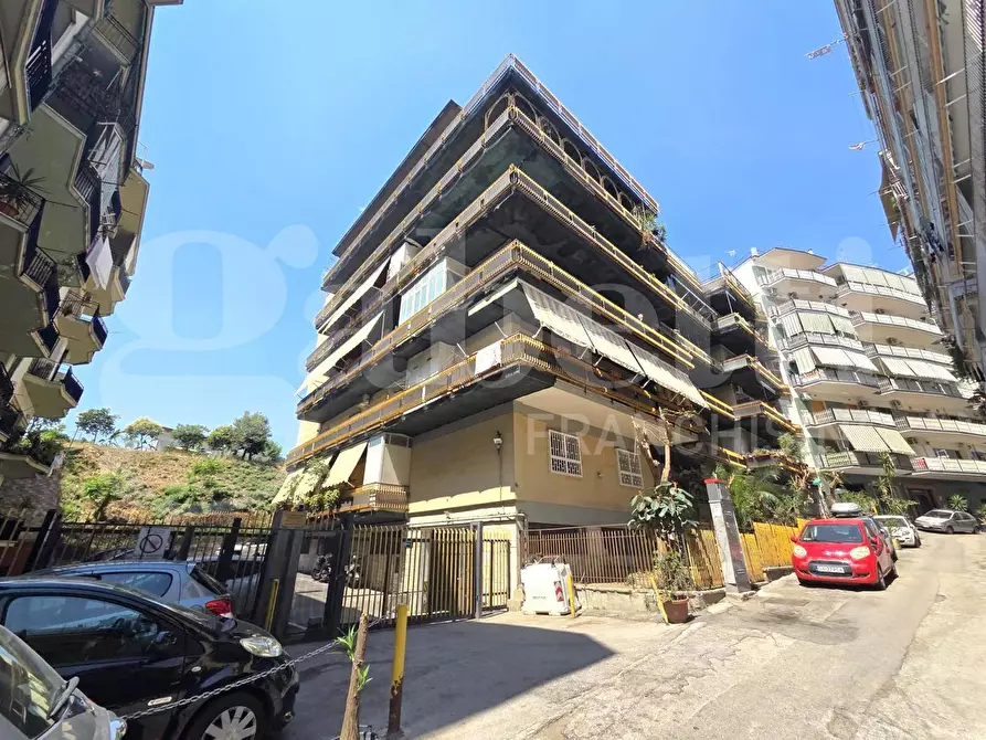Immagine 17 di Appartamento in vendita  in Via Prolungamento Carlo de Marco a Napoli