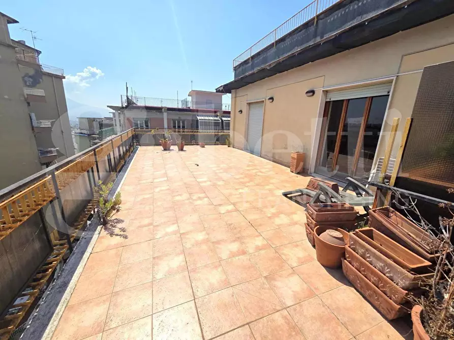 Immagine 2 di Appartamento in vendita  in Via Prolungamento Carlo de Marco a Napoli
