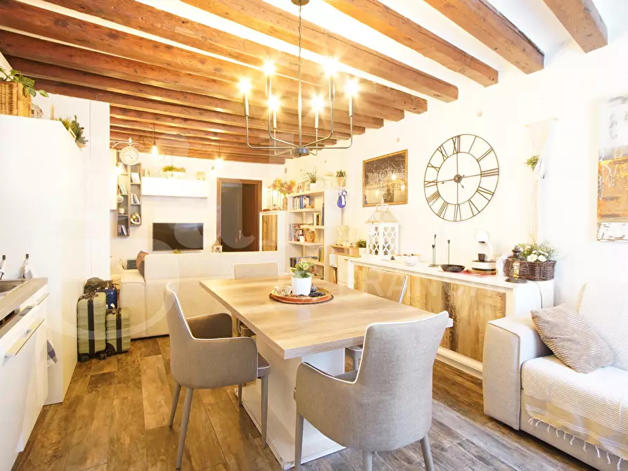 Immagine 5 di Appartamento in vendita  in Via Cannaregio, . a Venezia