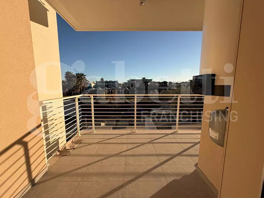 Immagine 10 di Appartamento in vendita  in Via G. Iustini, snc a Martinsicuro