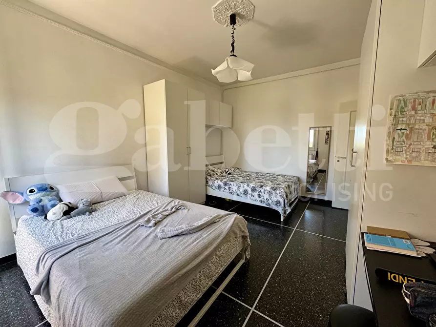 Immagine 18 di Appartamento in vendita  in Via A.Robino, 81 a Genova