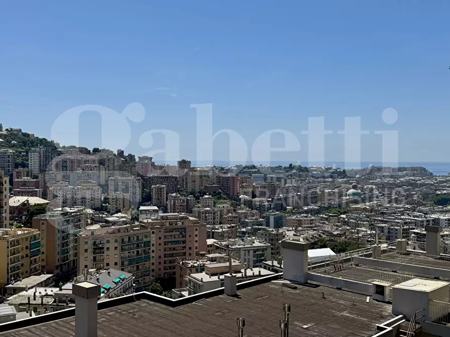 Immagine 1 di Appartamento in vendita  in Via A.Robino, 81 a Genova