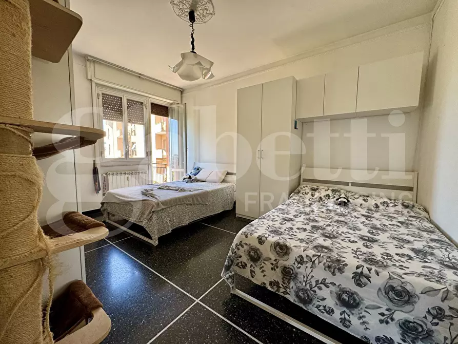 Immagine 17 di Appartamento in vendita  in Via A.Robino, 81 a Genova