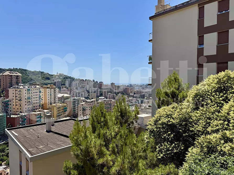 Immagine 23 di Appartamento in vendita  in Via A.Robino, 81 a Genova