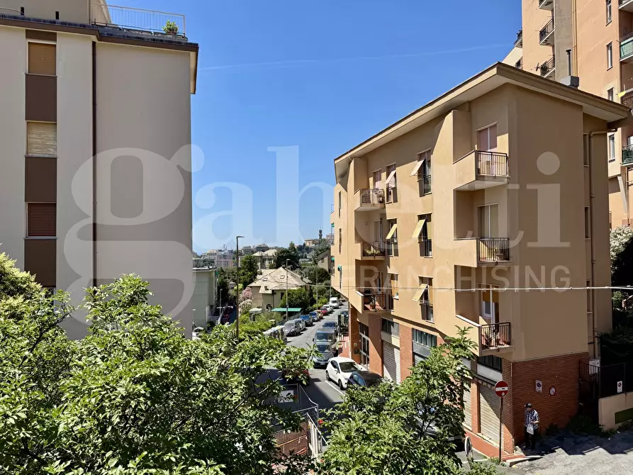 Immagine 26 di Appartamento in vendita  in Via A.Robino, 81 a Genova