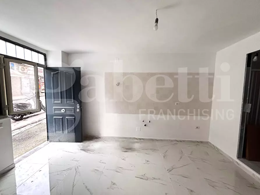 Immagine 4 di Appartamento in affitto  in Via filippo maria briganti a Napoli