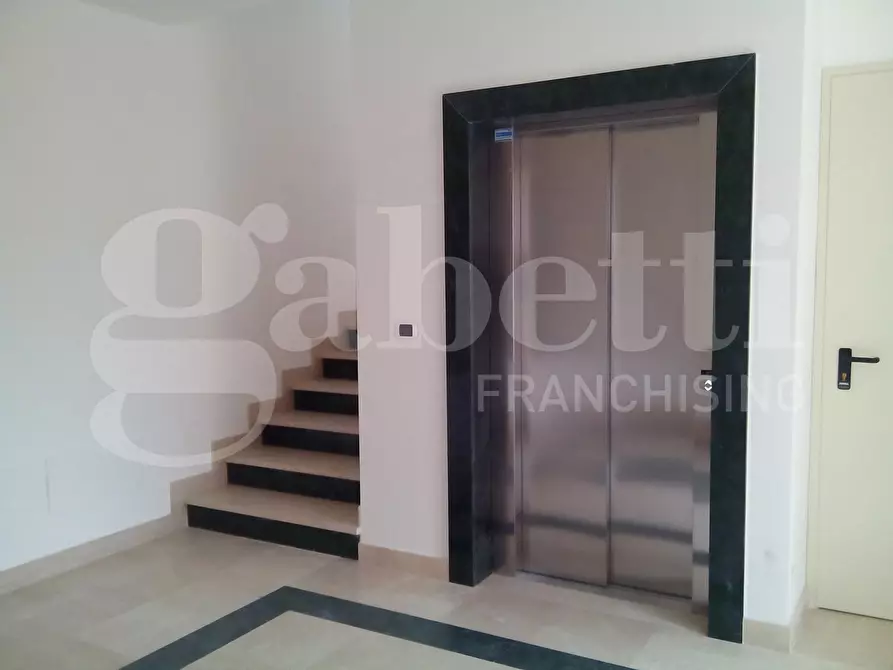 Immagine 3 di Appartamento in vendita  in Via C. Colombo, 85 a Martinsicuro