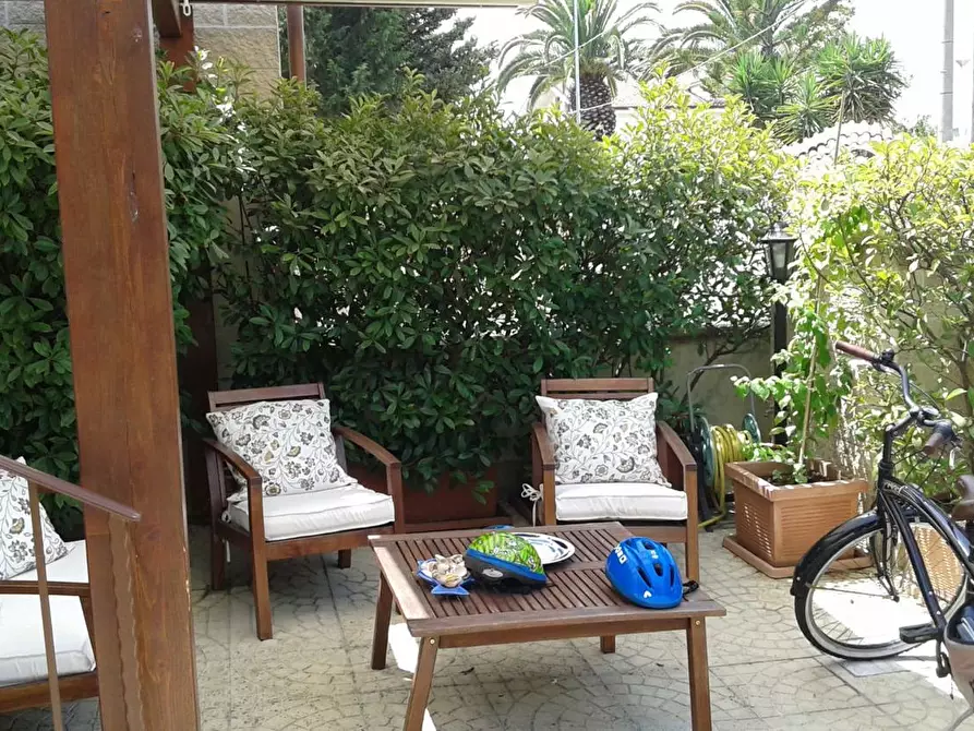 Immagine 2 di Villa in vendita  in Via Rimini, nc a Ginosa